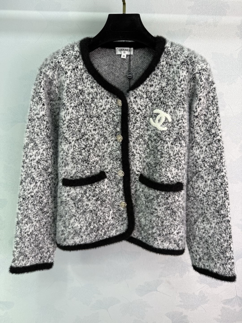 Ch**el outwear